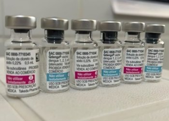 em-ms,-municipio-de-dourados-inicia-vacinacao-em-massa-contra-dengue