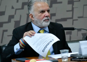 governo-chama-embaixador-do-brasil-em-israel-para-consultas